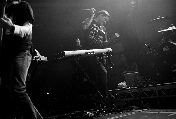 Motion City Soundtrack perform at Slam Dunk Wales by Adam Gasson / threesongsnoflash.net